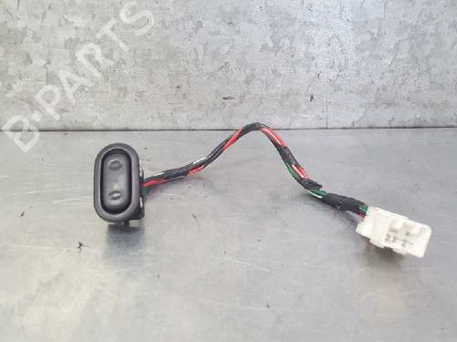 right-rear-window-switch-mazda-626-iv-hatchback-ge-20-i-ge10s1-ga2a66370a-ga2a66370a-1991-1992-1993-1994-1995-1996-1997-1998-12712115 main image