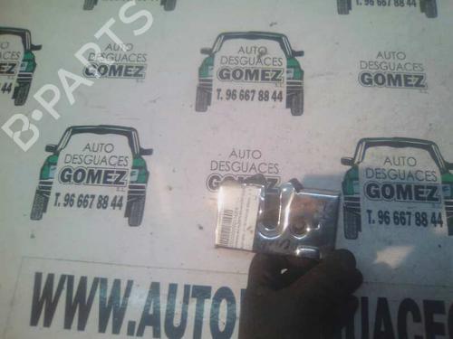 Serrure avant gauche AUDI 80 B2 Saloon (811, 813, 814, 819, 853) 1.6 (75 hp) 180001862 | 00010205 |