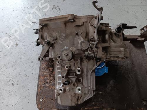 Gearbox KIA CERATO I Hatchback (LD) 2.0 | BP20856385M3 