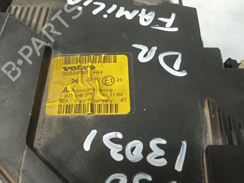 Right headlight VOLVO V50 (545) 2.0 D | BP30133403C29 