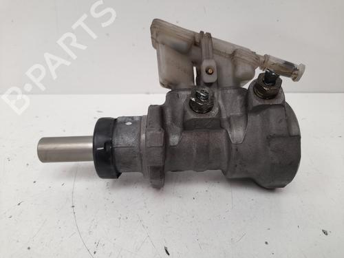 Brake master cylinder FORD FOCUS I Saloon (DFW) 2.0 16V | BP12779470M77 