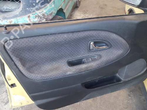 Gear lever VOLVO V40 Estate (645) 2.0 T | BP12747470M90
