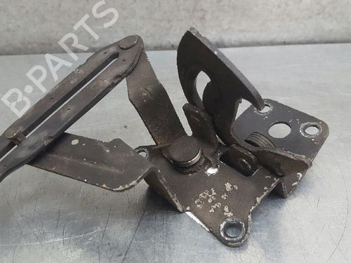 Used Hood lock AUDI A8 D2 (4D2, 4D8) 4.2 quattro (299 hp) 12731746