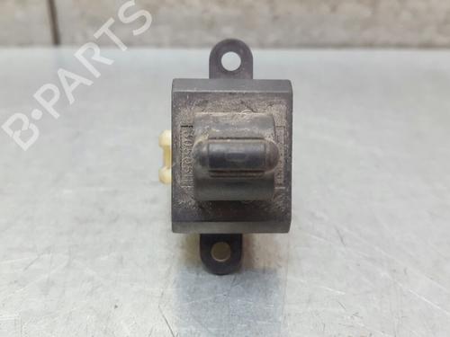 Used Right front window switch Right front window switch CHRYSLER VOYAGER / GRAND VOYAGER III (GS_, NS_) 2.4 i (151 hp) 12753681 12753681