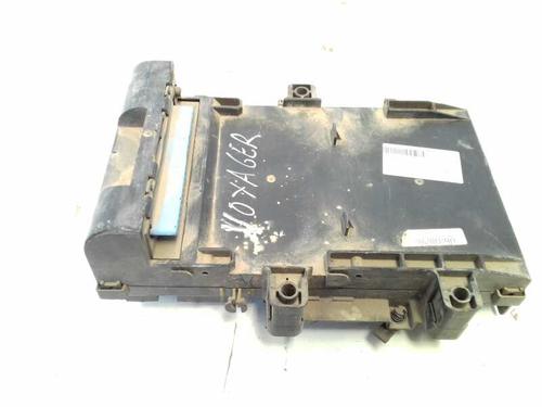 Fuse box CHRYSLER VOYAGER / GRAND VOYAGER III (GS_, NS_) 2.5 TD (116 hp) 12760791