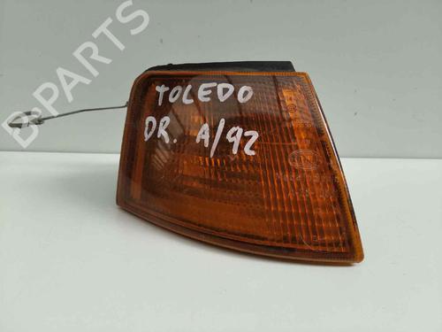 Used Right front indicator Right front indicator 12808274 12808274