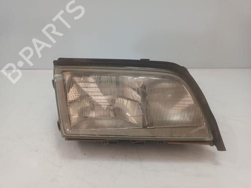 Used Right headlight MERCEDES-BENZ C-CLASS (W202) C 250 D (202.125) (113 hp) 31358126