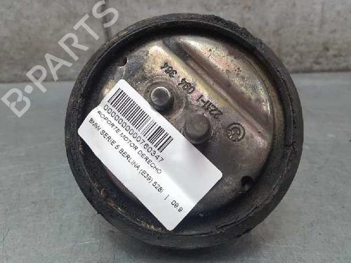 Used Engine mount BMW 5 (E39) 528 i (193 hp) 12810898