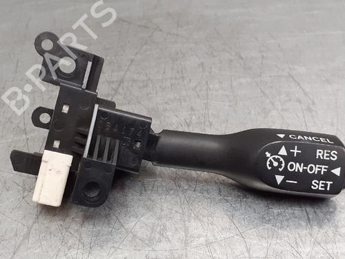 Commutateur TOYOTA COROLLA Verso (ZER_, ZZE12_, R1_) 2.0 D-4D (CUR10_, CUR10R) (116 hp) 12756156