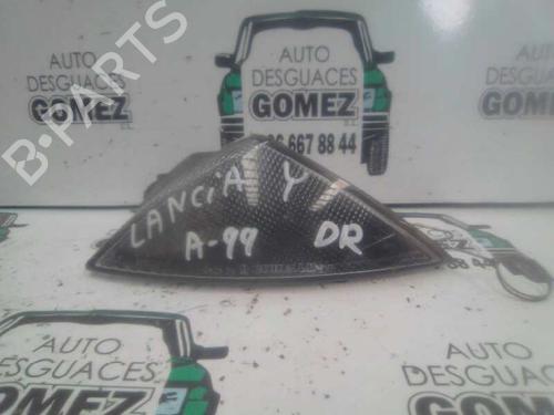 Used Right front indicator Right front indicator 12807922 12807922