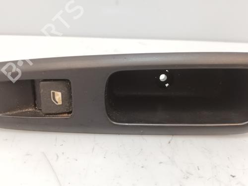 Used Right rear window switch PEUGEOT 5008 (0U_, 0E_) 2.0 HDi 150 / BlueHDi 150 (150 hp) 19431871
