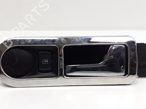 Used Rear right interior door handle Rear right interior door handle 12759366 12759366
