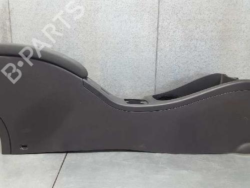 Armrest / Center console RENAULT MEGANE III Coupe (DZ0/1_) 1.5 dCi (DZ0C, DZ1A) | BP12723173I20 