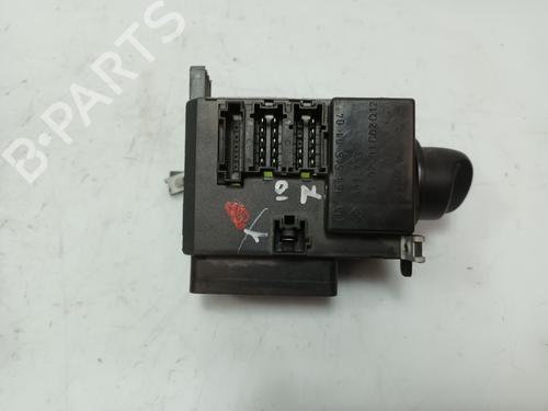 Used Headlight switch MERCEDES-BENZ A-CLASS (W168) A 170 CDI (168.009, 168.109) (95 hp) 17531053