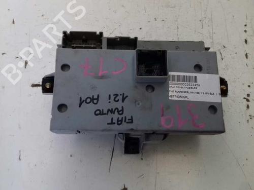 Fuse box FIAT PUNTO (188_) 1.2 16V 80 (188.233, .235, .253, .255, .333, .353, .639,... | BP12760813E1 