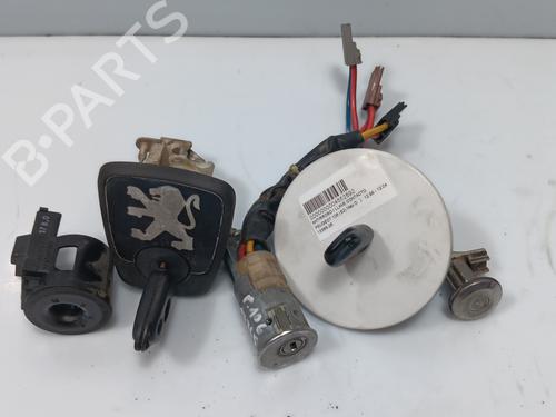 Used Electronic module Electronic module PEUGEOT 106 II (1A_, 1C_) 1.5 D (57 hp) 33470297 33470297