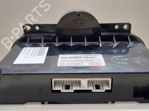 Climate control KIA CARENS II MPV (FJ) 2.0 CRDi | BP12733642I5 