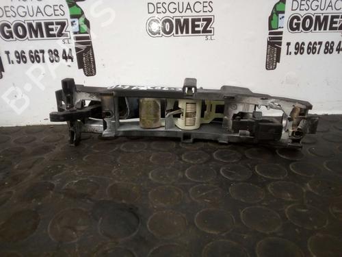 Rear right exterior door handle MERCEDES-BENZ C-CLASS (W203) C 180 Kompressor (203.046) | BP12785613C130 