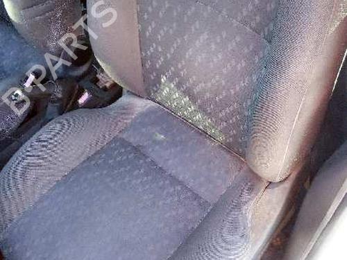 Rear fog light FORD FOCUS I (DAW, DBW) 1.6 16V | BP12689484C37