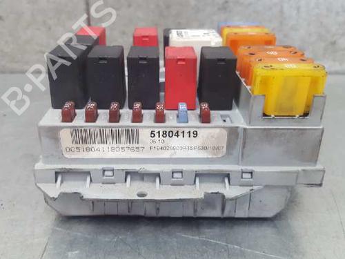 Fuse box FIAT CROMA (194_) 1.9 D Multijet (194AXC1B, 194AXC12) | BP12735030E1 