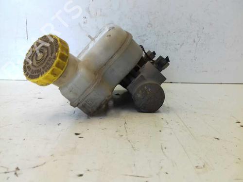 Brake master cylinder CHRYSLER VOYAGER IV (RG, RS) 2.5 CRD | BP12684774M77 