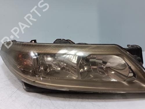 Used Right headlight RENAULT LAGUNA II Grandtour (KG0/1_) [2001-2007]  31258164