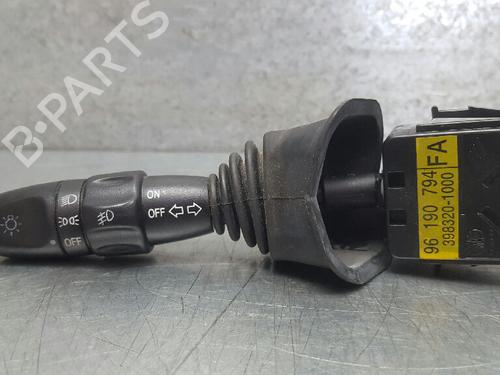 Forlygtekontakt DAEWOO NUBIRA Saloon (J100) 2.0 16V (126 hp) 12724531