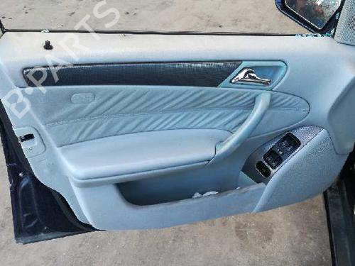 Left rear steering knuckle MERCEDES-BENZ C-CLASS (W203) C 200 Kompressor (203.042) | BP18331418M27 