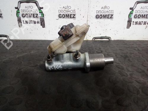 Used Brake master cylinder PEUGEOT 106 II (1A_, 1C_) [1996-2005]  12856523