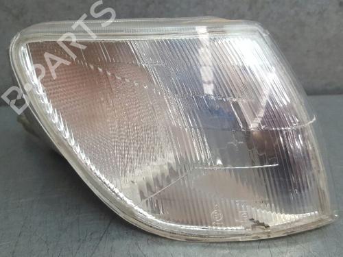 Used Right front indicator PEUGEOT 306 (7B, N3, N5) 1.9 STD (69 hp) 12747559