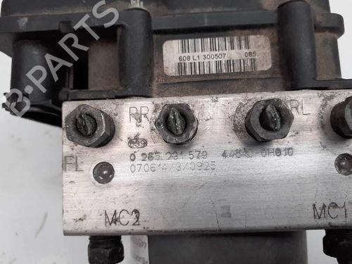 ABS pump PEUGEOT 107 (PM_, PN_) 1.4 HDi | BP12757924M43 