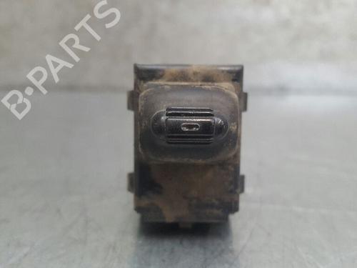 Used Right rear window switch Right rear window switch JEEP CHEROKEE (XJ) 2.5 TD 4x4 (116 hp) 12742675 12742675