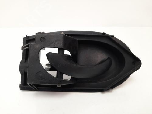 Used Front left interior door handle Front left interior door handle 12769181 12769181
