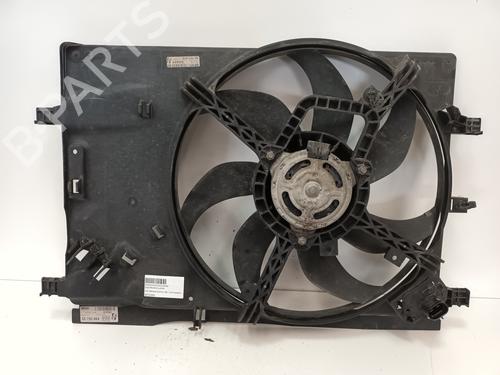 Used Radiator fan FIAT GRANDE PUNTO (199_) 1.4 (199AXB11, 199AXB1A, 199BXB1A, 199AXL1A) (77 hp) 13410739