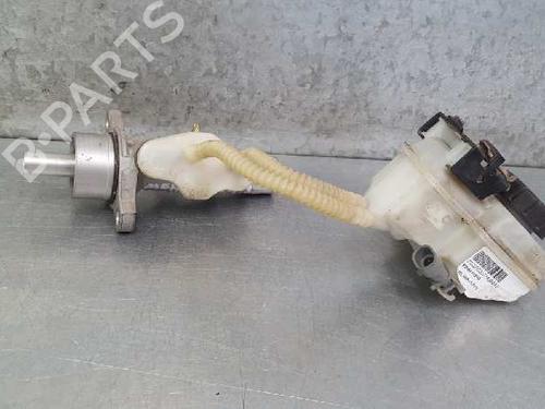 Used Brake master cylinder OPEL MERIVA A MPV (X03) [2003-2010]  12857023