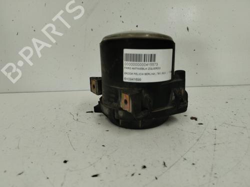 Used Left front fog light SKODA FELICIA II (6U1) 1.9 D (64 hp) 12799477