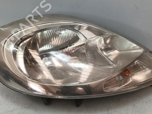 Højre forlygte NISSAN PRIMASTAR Van (X83) 2.0 dCi 115 (114 hp) 25814965