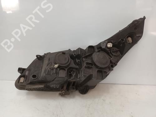 Right headlight CITROËN C4 I (LC_) | BP30136532C29