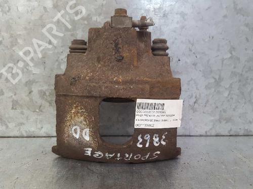 Used Right front brake caliper KIA SPORTAGE SUV (K00) 2.0 i 16V 4WD (128 hp) 12699479