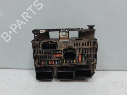 Used Fuse box Fuse box 38408172 38408172