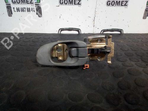 Used Front right interior door handle Front right interior door handle KIA SHUMA I (FB) 1.5 i 16V (AFB242) (88 hp) 12811031 12811031