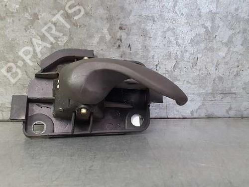 Used Front right interior door handle Front right interior door handle FIAT PUNTO (188_) 1.2 16V 80 (188.233, .235, .253, .255, .333, .353, .639,... (80 hp) 12703397 12703397