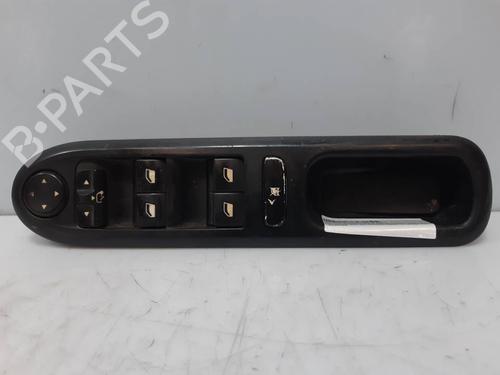 Used Left front window switch Left front window switch PEUGEOT 407 (6D_) 2.0 (6DRFNB, 6DRFNE) (136 hp) 40188011 40188011