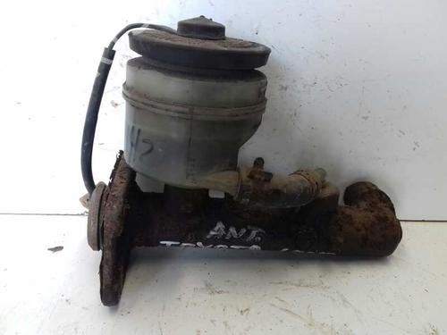 Used Brake master cylinder TOYOTA LAND CRUISER 100 (_J1_) 4.2 TD (HDJ100_, HDJ100) (204 hp) 12685262