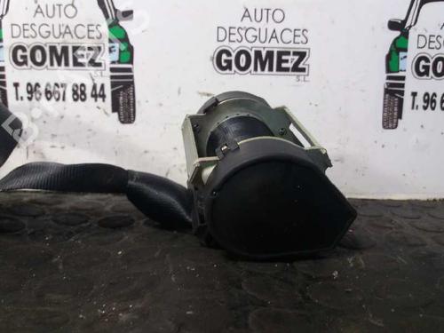 Used Rear right seatbelt VW GOLF VI (5K1) 1.6 TDI (105 hp) 12690799