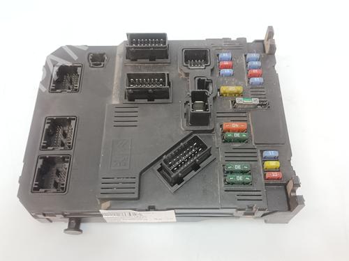 Used Fuse box PEUGEOT 206 Hatchback (2A/C) 1.4 HDi eco 70 (68 hp) 27369415