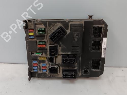 Used Fuse box CITROËN BERLINGO / BERLINGO FIRST MPV (MF_, GJK_, GFK_) 1.9 D (MFWJZ) (70 hp) 29375599