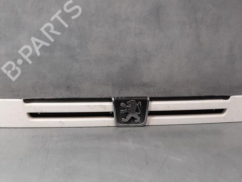 Used Grille PEUGEOT BOXER Van (230L) [1994-2006]  12852388