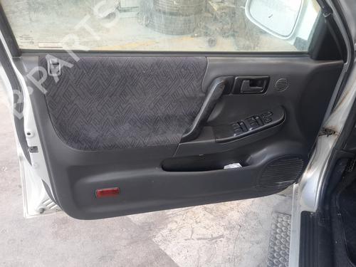 Interrupteur de vitre avant droite OPEL FRONTERA B (U99) 2.2 DTI (6B_ZC, 6B_VF, 6B_66, 6B_76) | BP13895995I26 