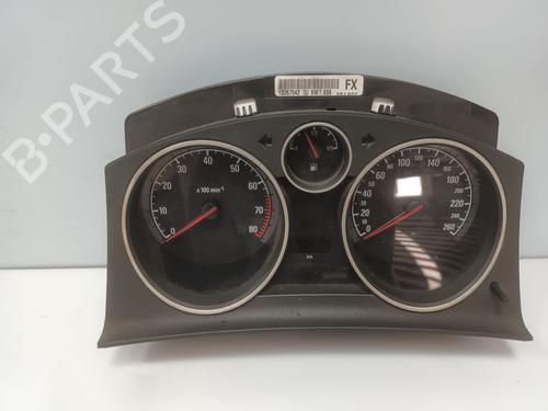 instrument-cluster-opel-astra-h-a04-2004-2005-2006-2007-2008-2009-2010-2011-2012-2013-2014-34521494 main image